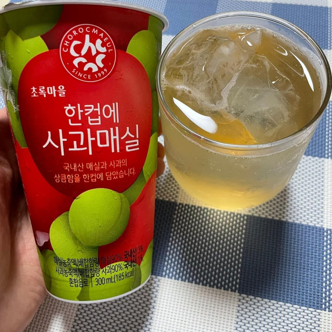 Jugo de manzana y ciruela asiática de #초록마을: ¡delicioso y orgánico!