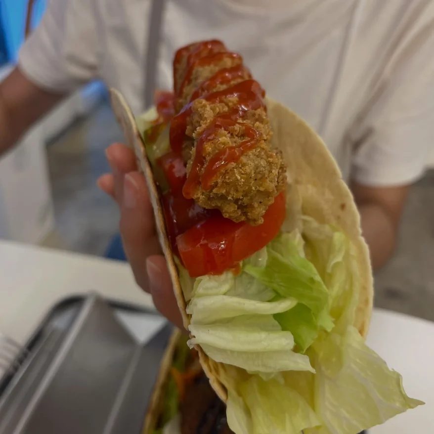 Cena en Yella: wraps gigantes y pollo frito en Gyeongju